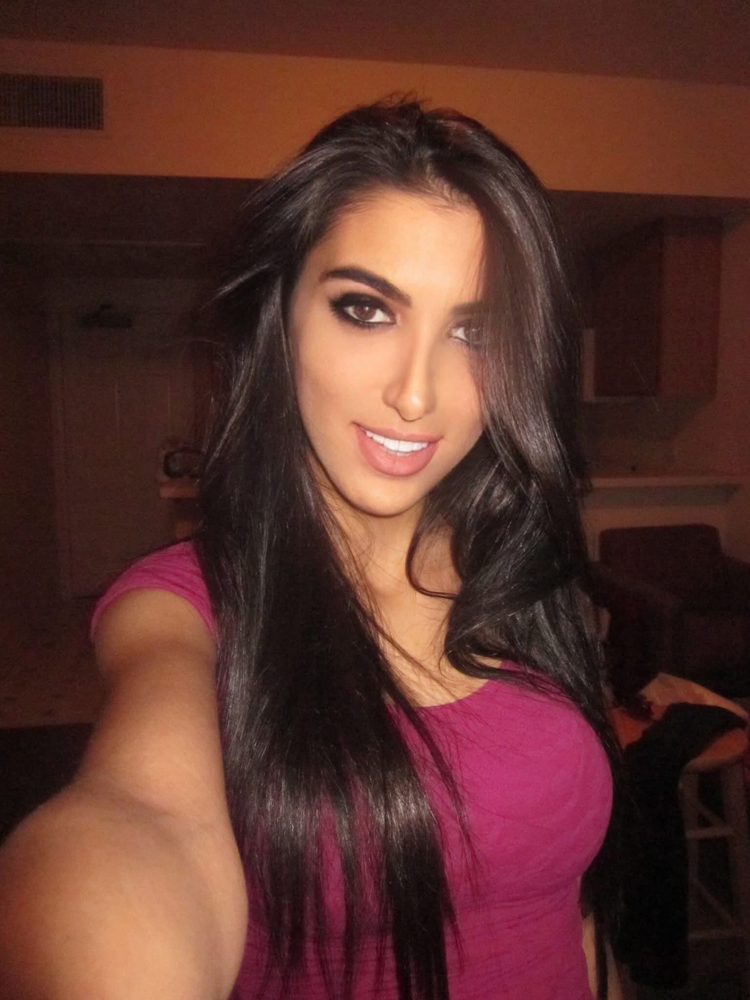 Nina Khalifa