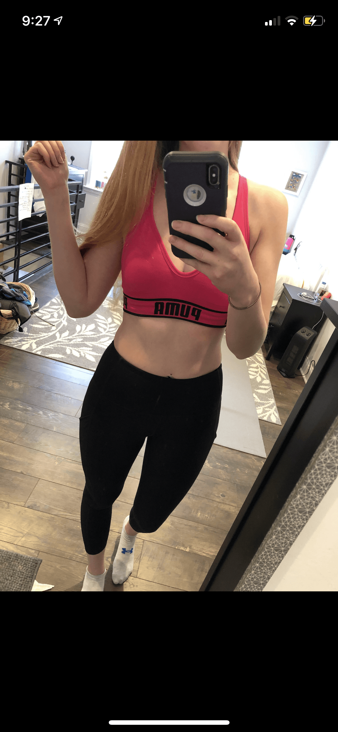 Nora 💋🤫
