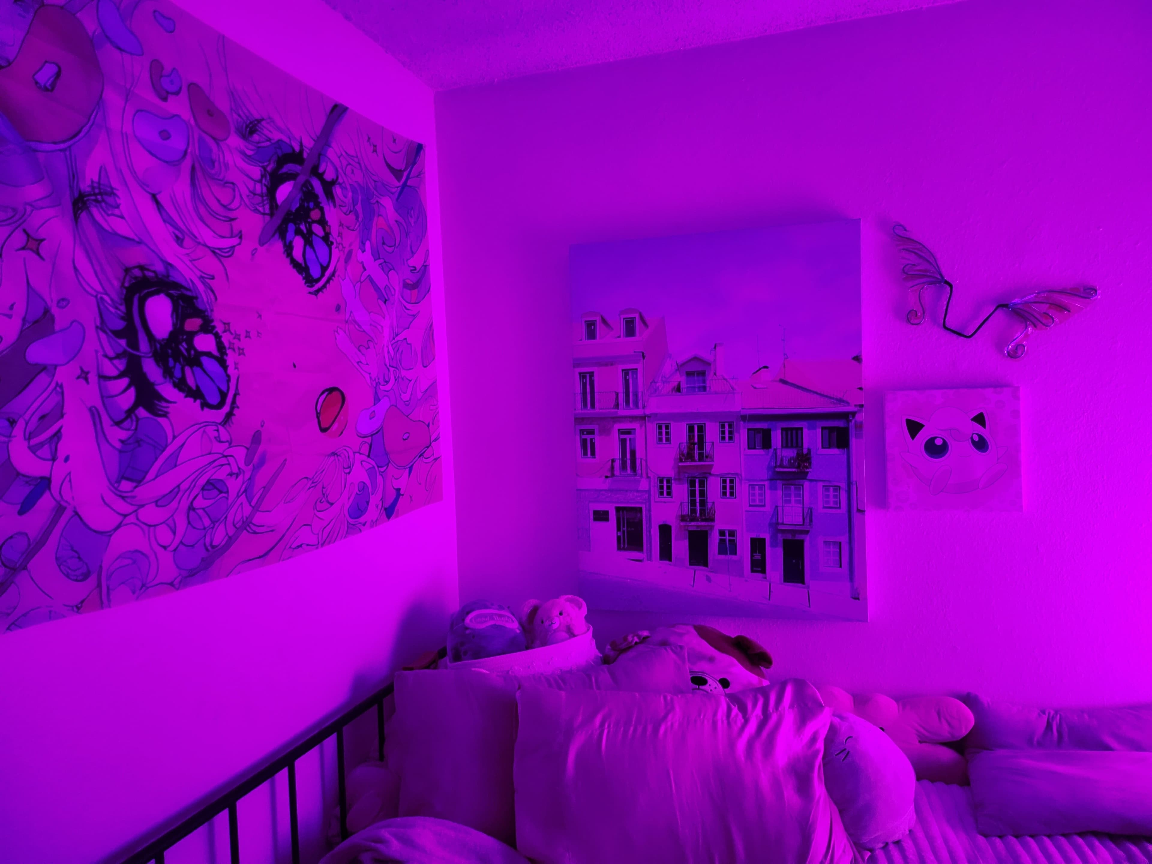 Violet Nixie