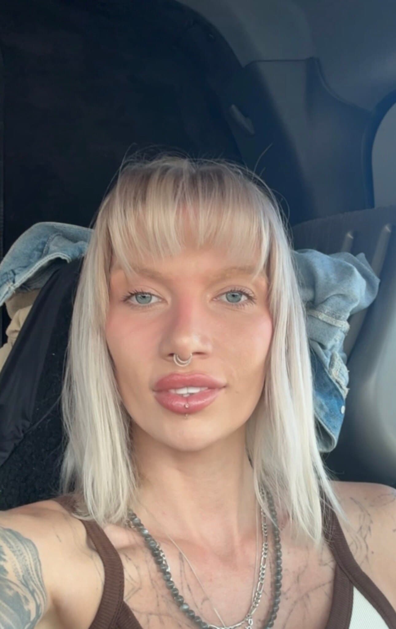 KIRA, DM ME 🥰