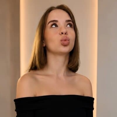 Alina Sins