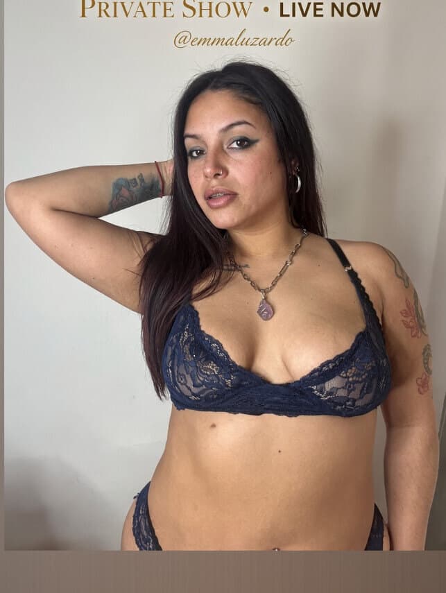 Emma Luzardo SofDome🚬🦶💋