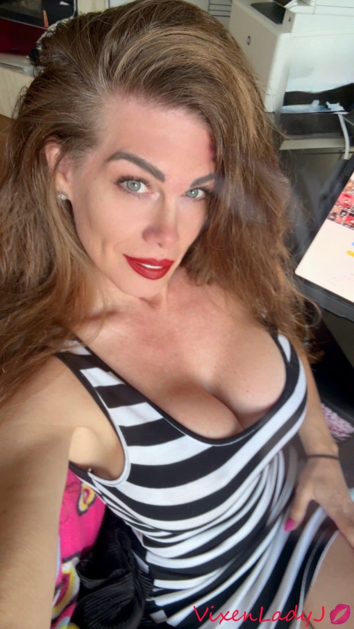 LadyJ