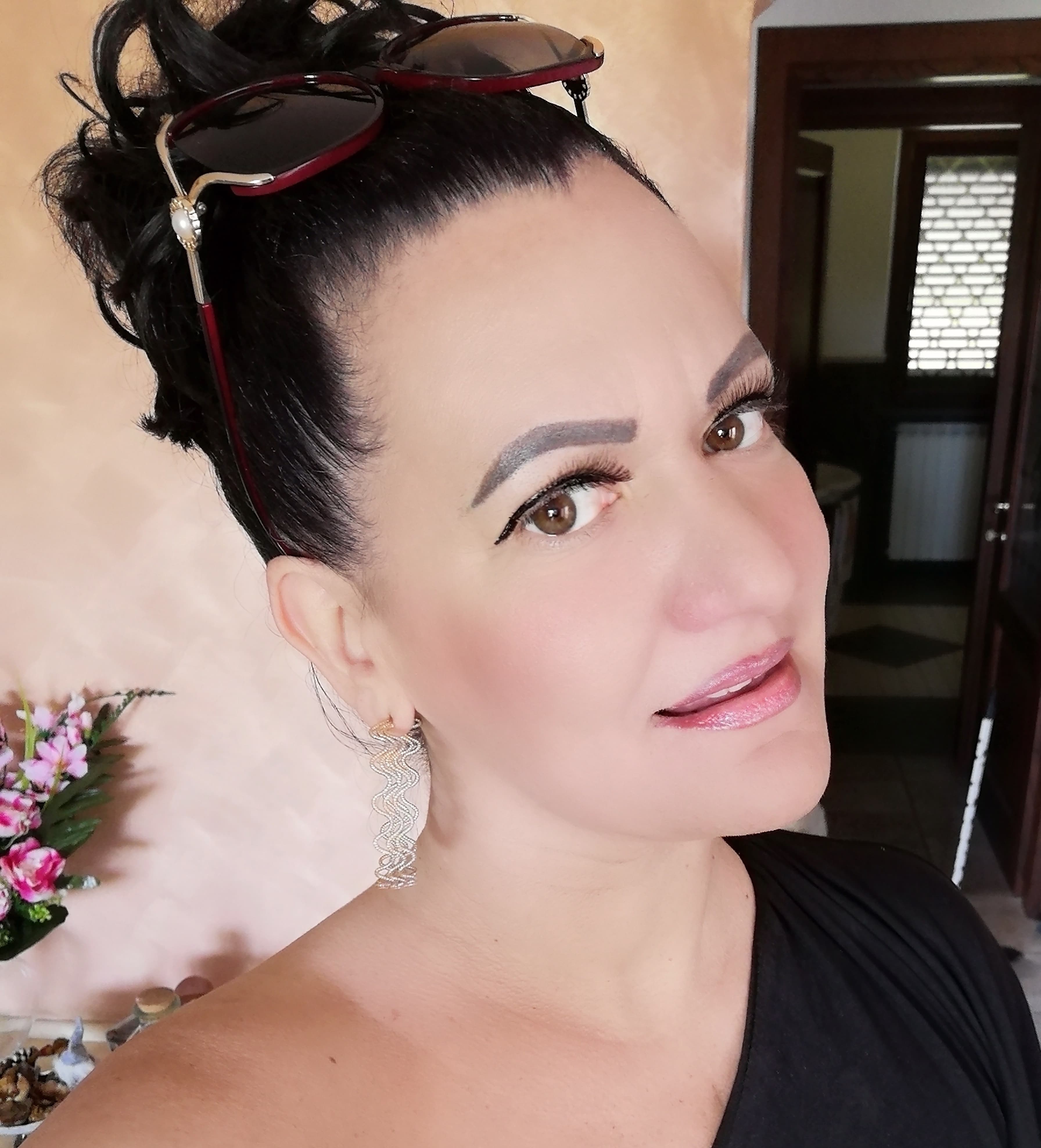 Lady Elisa