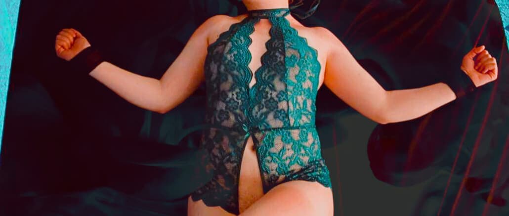 Ava Noelle 🍑