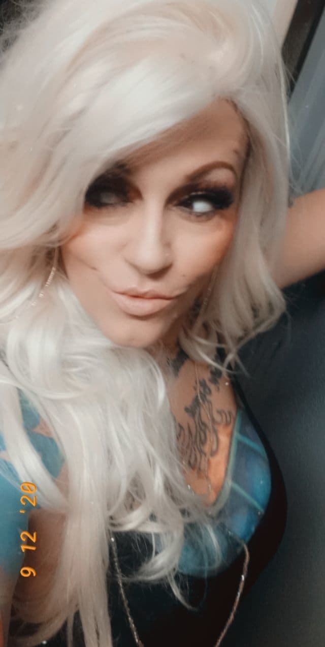 Ms Lisa Love